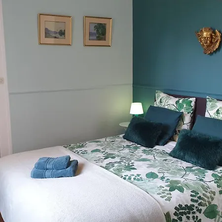 Tatil Evi La Maison Du Bonnesheur Bonnes (Charente)