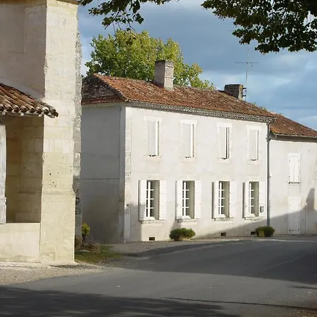 Tatil Evi La Maison Du Bonnesheur Bonnes (Charente)